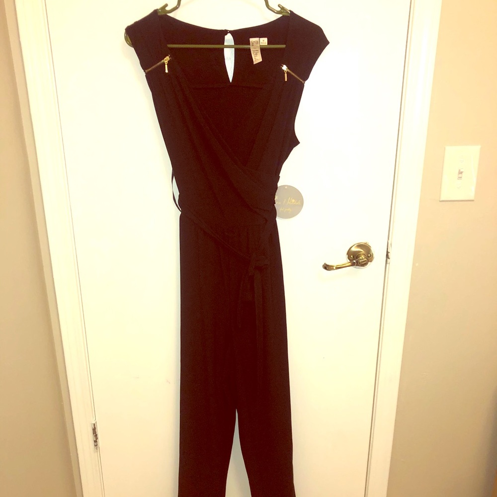 NWT Emma & Michele Black Romper Jumpsuit Sz M